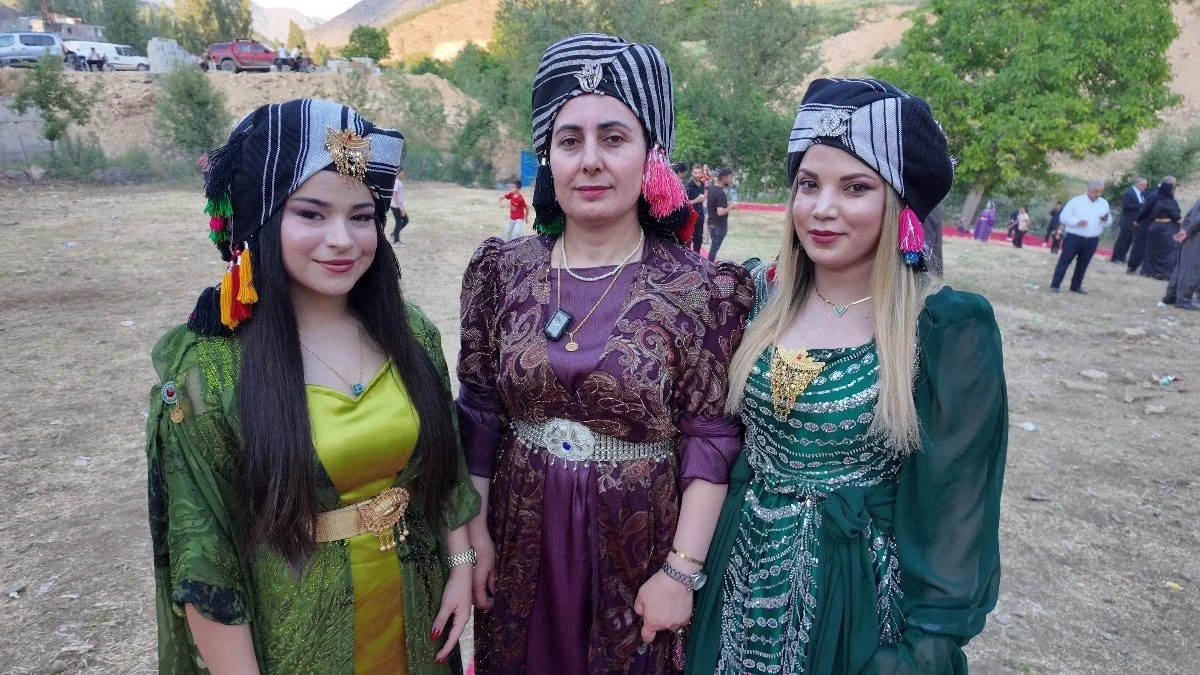 Şırnak’ta asırlık düğün geleneği: Puşilerle renklenen iki günlük şenlik