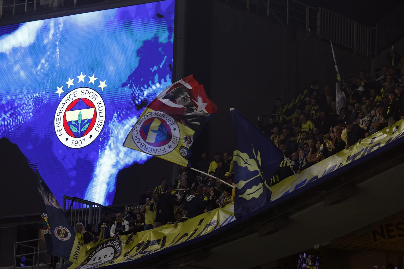 Fenerbahçe'den son dakika teknik direktör açıklaması