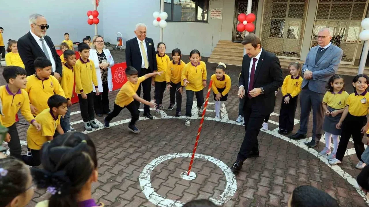 Öğrenciler geleneksel oyunları deneyimledi