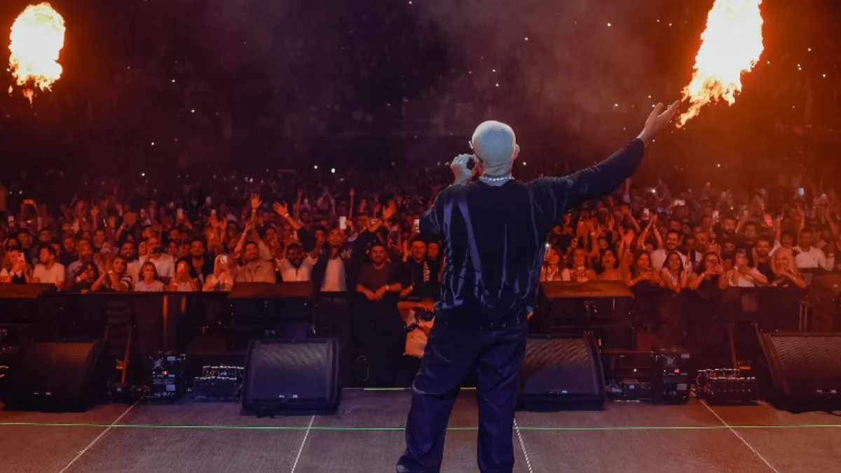 7 bin 500 kişi akın etti: Türkiye'de konser veren Amr Diab'tan “Son olmayacak” açıklaması