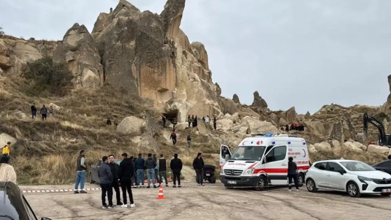 Kapadokya’da facia göz göre göre mi geldi? Mimar Çöloğlu’dan kritik uyarı: 'Ana yol güzergahında çok sayıda peribacası yıkılma riski taşıyor’
