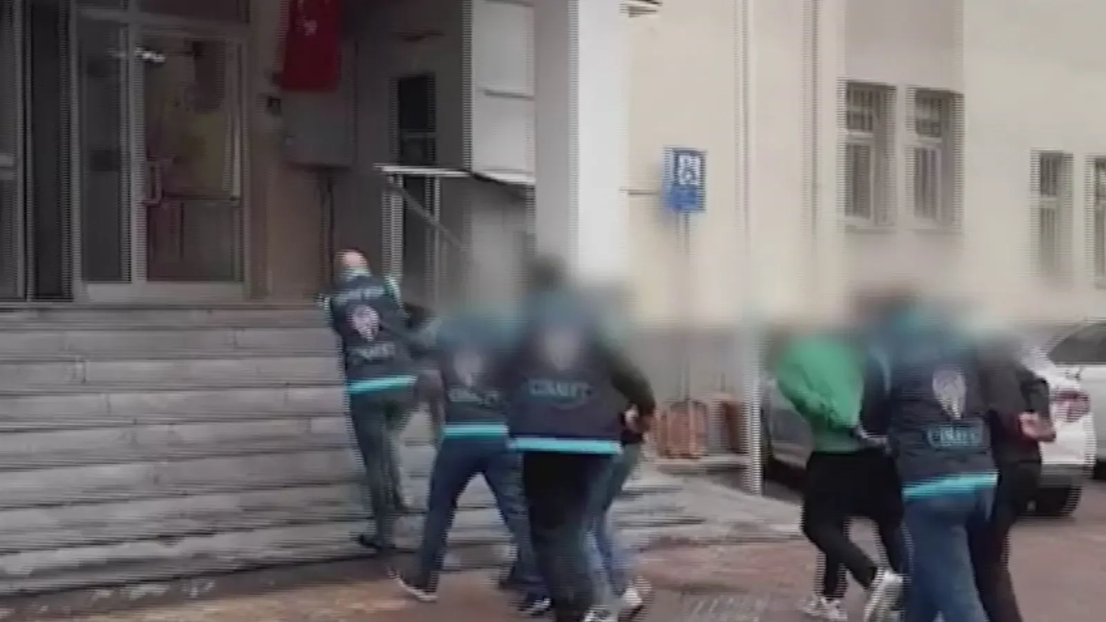 Silahlı kavgaya karışan 3 kişi tutuklandı
