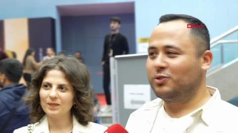 Altın Portakal'da film çıkışı evlilik teklifi